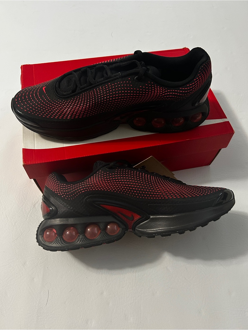 Nike Air Max DN Essentials Men 11.5 Women 13 New